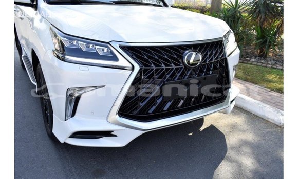Buy Import Lexus LX White Car in Import - Dubai in Dhufar Buy Import Lexus LX White Car in Import - Dubai in Dhufar