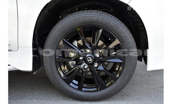 Buy Import Lexus LX White Car in Import - Dubai in Dhufar Buy Import Lexus LX White Car in Import - Dubai in Dhufar