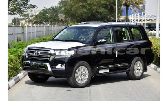 Buy Import Toyota Land Cruiser Black Car in Import - Dubai in Dhufar Buy Import Toyota Land Cruiser Black Car in Import - Dubai in Dhufar