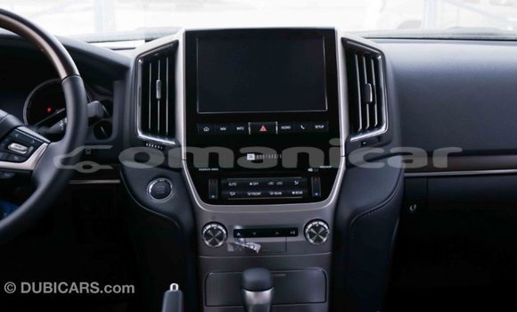 Buy Import Toyota Land Cruiser Black Car in Import - Dubai in Dhufar Buy Import Toyota Land Cruiser Black Car in Import - Dubai in Dhufar