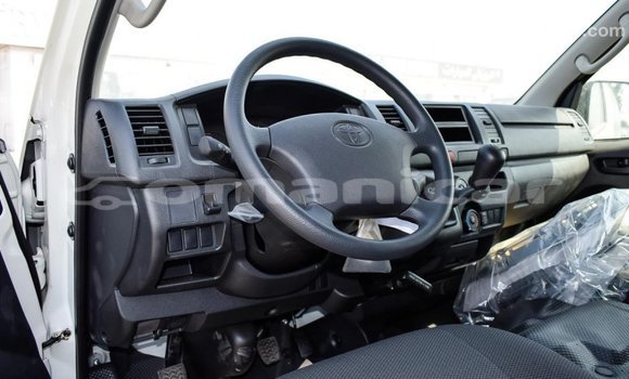 Buy Import Toyota Hiace White Car in Import - Dubai in Dhufar Buy Import Toyota Hiace White Car in Import - Dubai in Dhufar