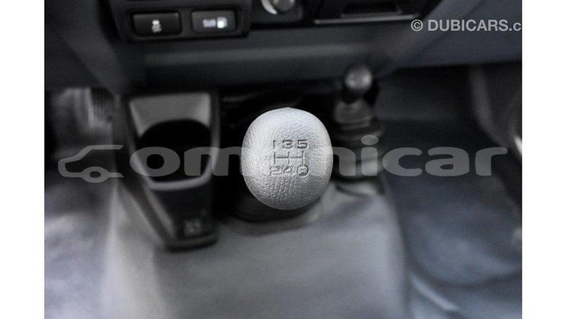 Big with watermark toyota land cruiser dhufar import dubai 2517