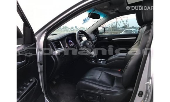 Buy Import Toyota Highlander Other Car in Import - Dubai in Dhufar Buy Import Toyota Highlander Other Car in Import - Dubai in Dhufar