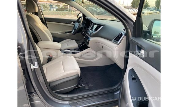 Buy Import Hyundai Tucson White Car in Import - Dubai in Dhufar Buy Import Hyundai Tucson White Car in Import - Dubai in Dhufar