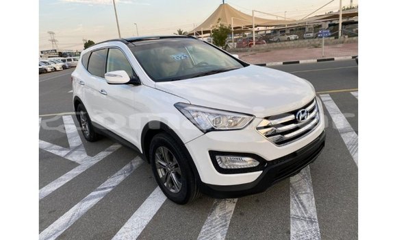 Buy Import Hyundai Santa Fe White Car in Import - Dubai in Dhufar Buy Import Hyundai Santa Fe White Car in Import - Dubai in Dhufar