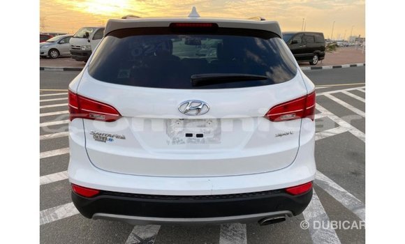 Buy Import Hyundai Santa Fe White Car in Import - Dubai in Dhufar Buy Import Hyundai Santa Fe White Car in Import - Dubai in Dhufar