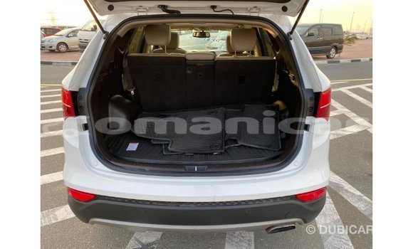 Buy Import Hyundai Santa Fe White Car in Import - Dubai in Dhufar Buy Import Hyundai Santa Fe White Car in Import - Dubai in Dhufar