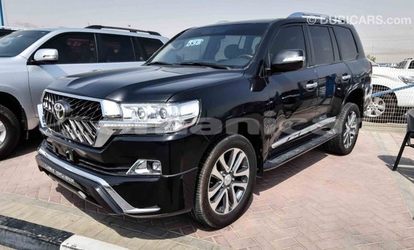 Buy Import Toyota Land Cruiser Black Car in Import - Dubai in Dhufar Buy Import Toyota Land Cruiser Black Car in Import - Dubai in Dhufar