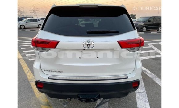 Buy Import Toyota Highlander White Car in Import - Dubai in Dhufar Buy Import Toyota Highlander White Car in Import - Dubai in Dhufar