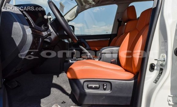 Buy Import Toyota Land Cruiser White Car in Import - Dubai in Dhufar Buy Import Toyota Land Cruiser White Car in Import - Dubai in Dhufar