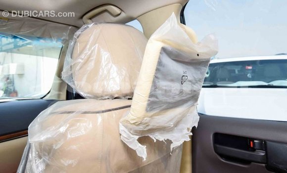 Buy Import Toyota Land Cruiser White Car in Import - Dubai in Dhufar Buy Import Toyota Land Cruiser White Car in Import - Dubai in Dhufar