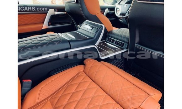 Buy Import Toyota Land Cruiser Black Car in Import - Dubai in Dhufar Buy Import Toyota Land Cruiser Black Car in Import - Dubai in Dhufar