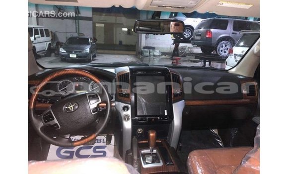 Buy Import Toyota Land Cruiser Black Car in Import - Dubai in Dhufar Buy Import Toyota Land Cruiser Black Car in Import - Dubai in Dhufar