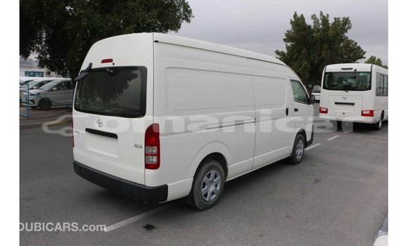 Buy Import Toyota Hiace White Car in Import - Dubai in Dhufar Buy Import Toyota Hiace White Car in Import - Dubai in Dhufar