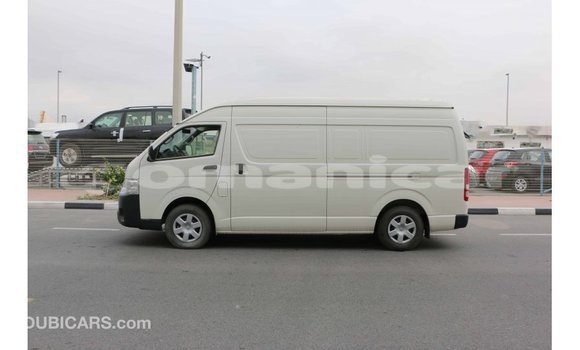 Buy Import Toyota Hiace White Car in Import - Dubai in Dhufar Buy Import Toyota Hiace White Car in Import - Dubai in Dhufar