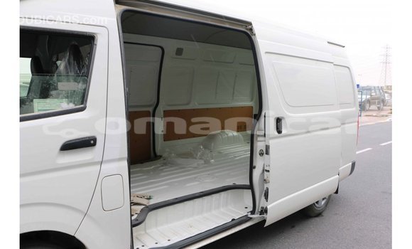 Buy Import Toyota Hiace White Car in Import - Dubai in Dhufar Buy Import Toyota Hiace White Car in Import - Dubai in Dhufar