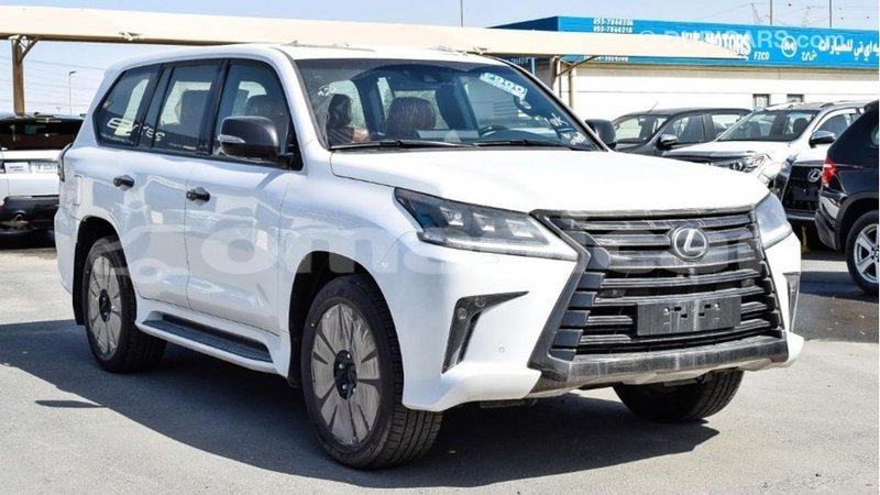 Big with watermark lexus lx dhufar import dubai 2552