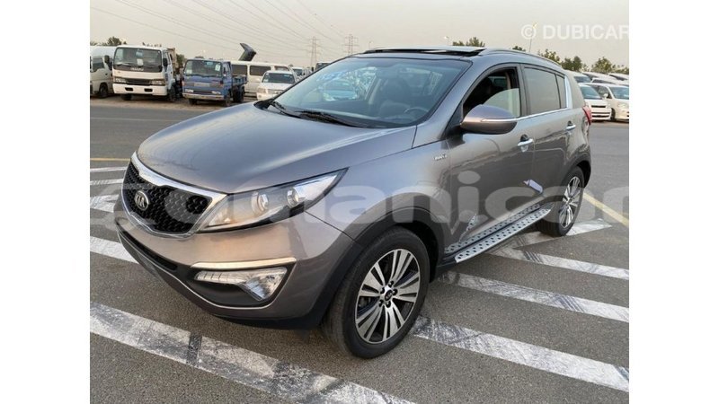 Big with watermark kia sportage dhufar import dubai 2558