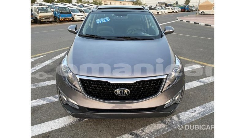 Big with watermark kia sportage dhufar import dubai 2558