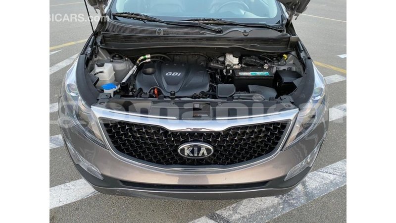 Big with watermark kia sportage dhufar import dubai 2558