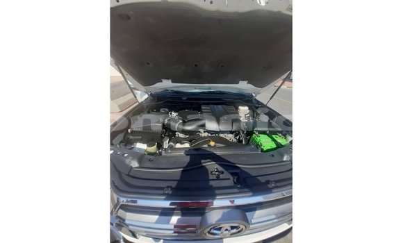 Buy Import Toyota Land Cruiser Black Car in Import - Dubai in Dhufar Buy Import Toyota Land Cruiser Black Car in Import - Dubai in Dhufar