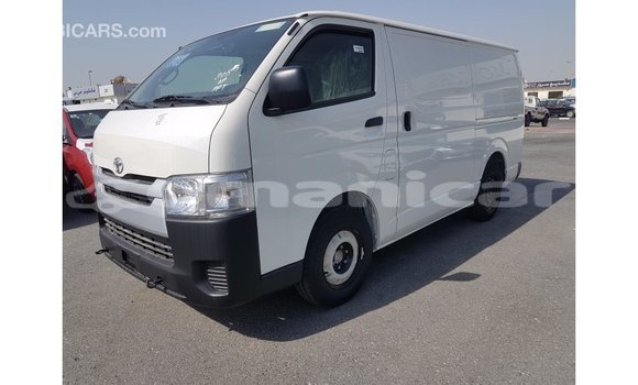 Buy Import Toyota Hiace White Car in Import - Dubai in Dhufar Buy Import Toyota Hiace White Car in Import - Dubai in Dhufar