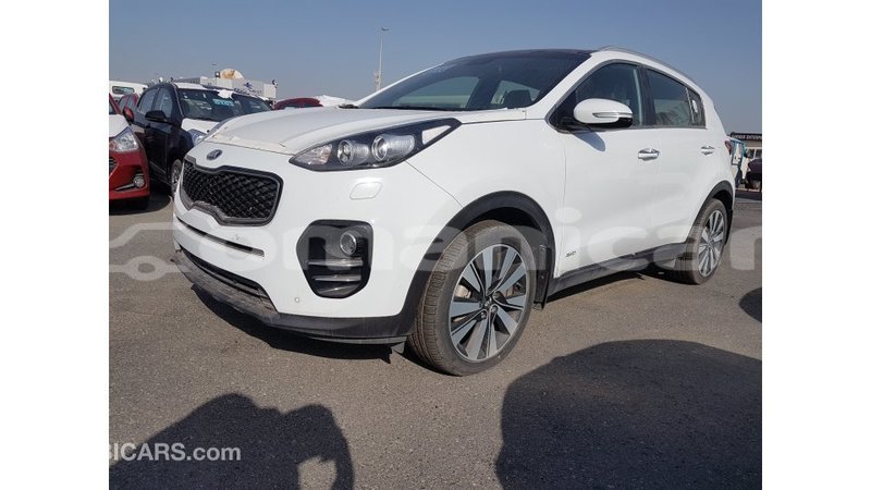 Big with watermark kia sportage dhufar import dubai 2572