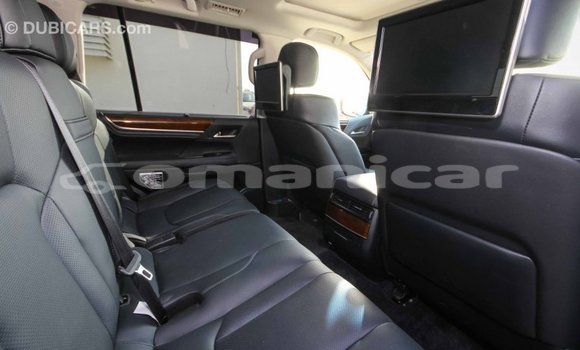 Buy Import Lexus LX White Car in Import - Dubai in Dhufar Buy Import Lexus LX White Car in Import - Dubai in Dhufar