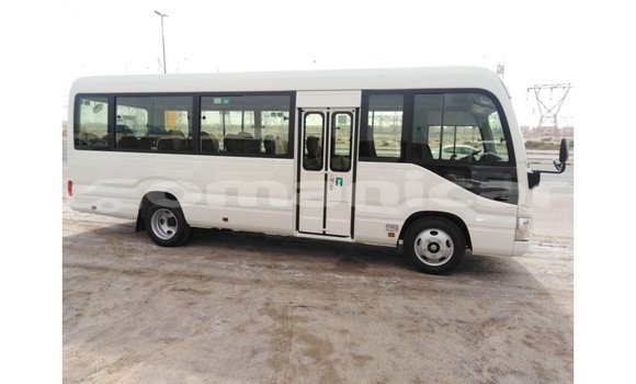 Buy Import Toyota Coaster White Car in Import - Dubai in Dhufar Buy Import Toyota Coaster White Car in Import - Dubai in Dhufar