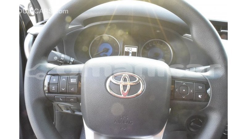 Big with watermark toyota hilux dhufar import dubai 2583