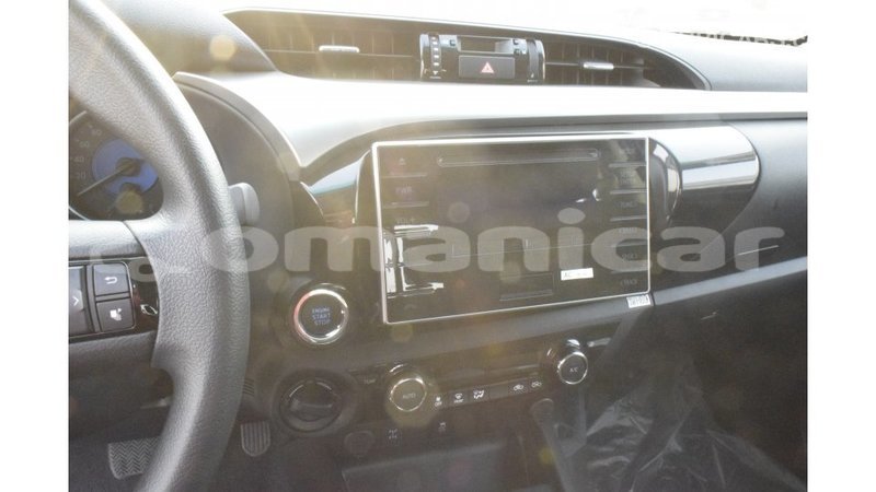 Big with watermark toyota hilux dhufar import dubai 2583