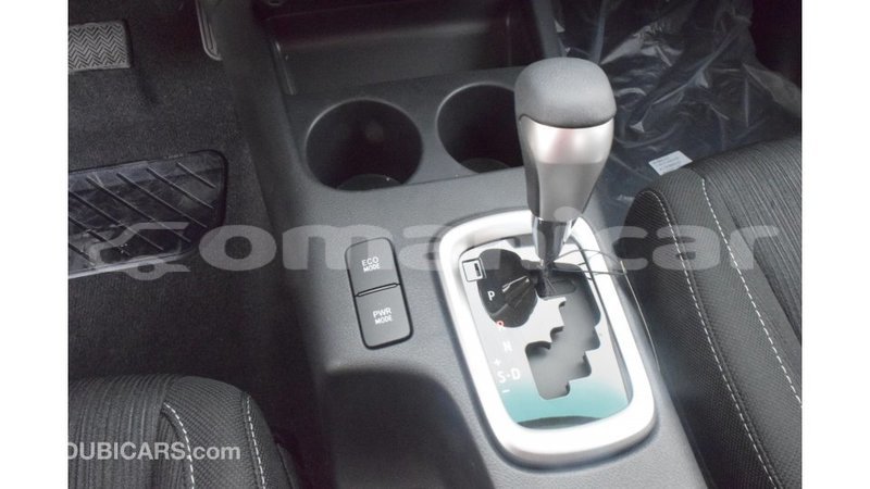 Big with watermark toyota hilux dhufar import dubai 2583