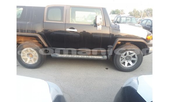 Buy Import Toyota FJ Cruiser Black Car in Import - Dubai in Dhufar Buy Import Toyota FJ Cruiser Black Car in Import - Dubai in Dhufar