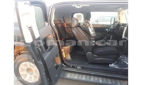 Buy Import Toyota FJ Cruiser Black Car in Import - Dubai in Dhufar Buy Import Toyota FJ Cruiser Black Car in Import - Dubai in Dhufar
