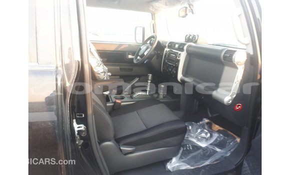 Buy Import Toyota FJ Cruiser Black Car in Import - Dubai in Dhufar Buy Import Toyota FJ Cruiser Black Car in Import - Dubai in Dhufar