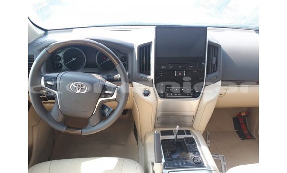 Buy Import Toyota Land Cruiser Other Car in Import - Dubai in Dhufar Buy Import Toyota Land Cruiser Other Car in Import - Dubai in Dhufar