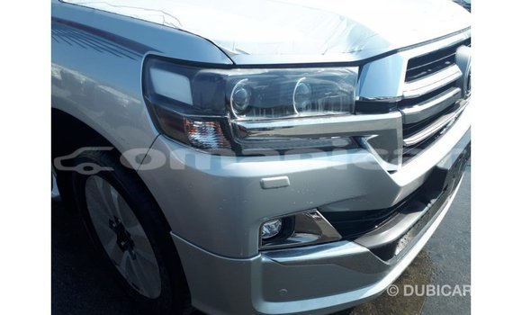 Buy Import Toyota Land Cruiser Other Car in Import - Dubai in Dhufar Buy Import Toyota Land Cruiser Other Car in Import - Dubai in Dhufar