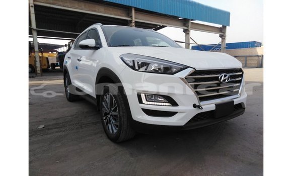 Buy Import Hyundai Tucson White Car in Import - Dubai in Dhufar Buy Import Hyundai Tucson White Car in Import - Dubai in Dhufar
