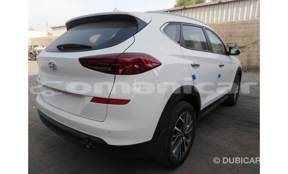 Buy Import Hyundai Tucson White Car in Import - Dubai in Dhufar Buy Import Hyundai Tucson White Car in Import - Dubai in Dhufar