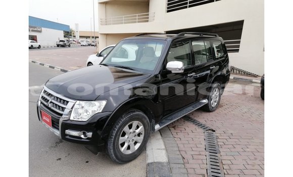 Buy Import Mitsubishi Pajero Black Car in Import - Dubai in Dhufar Buy Import Mitsubishi Pajero Black Car in Import - Dubai in Dhufar