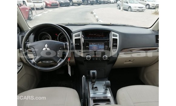Buy Import Mitsubishi Pajero Black Car in Import - Dubai in Dhufar Buy Import Mitsubishi Pajero Black Car in Import - Dubai in Dhufar