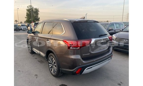 Buy Import Mitsubishi Outlander Brown Car in Import - Dubai in Dhufar Buy Import Mitsubishi Outlander Brown Car in Import - Dubai in Dhufar