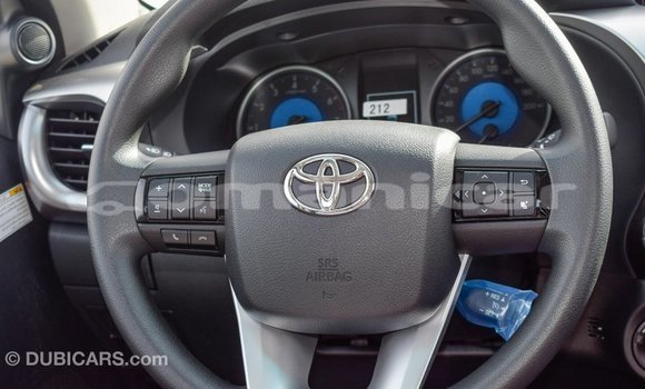 Buy Import Toyota Hilux White Car in Import - Dubai in Dhufar Buy Import Toyota Hilux White Car in Import - Dubai in Dhufar