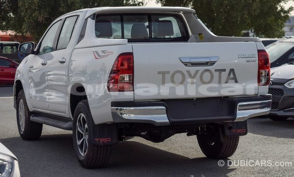 Buy Import Toyota Hilux White Car in Import - Dubai in Dhufar Buy Import Toyota Hilux White Car in Import - Dubai in Dhufar