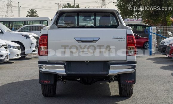 Buy Import Toyota Hilux White Car in Import - Dubai in Dhufar Buy Import Toyota Hilux White Car in Import - Dubai in Dhufar