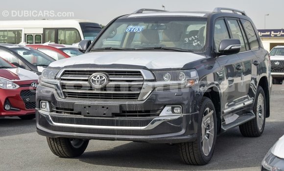 Buy Import Toyota Land Cruiser Other Car in Import - Dubai in Dhufar Buy Import Toyota Land Cruiser Other Car in Import - Dubai in Dhufar