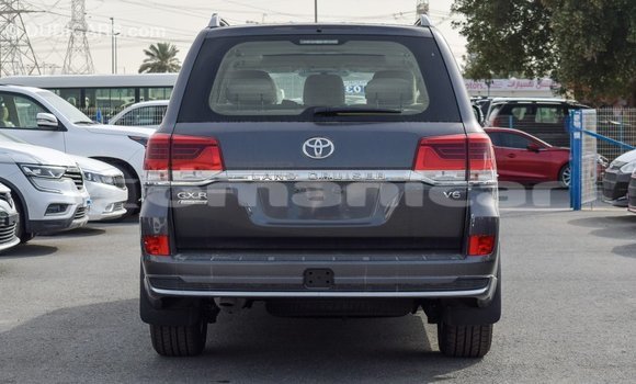 Buy Import Toyota Land Cruiser Other Car in Import - Dubai in Dhufar Buy Import Toyota Land Cruiser Other Car in Import - Dubai in Dhufar