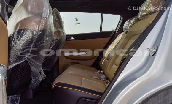 Buy Import Kia Sportage Other Car in Import - Dubai in Dhufar Buy Import Kia Sportage Other Car in Import - Dubai in Dhufar