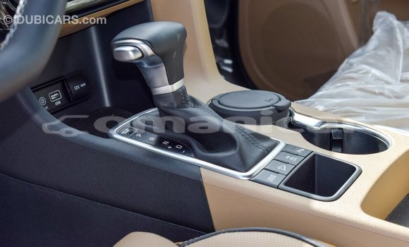 Buy Import Kia Sportage Other Car in Import - Dubai in Dhufar Buy Import Kia Sportage Other Car in Import - Dubai in Dhufar
