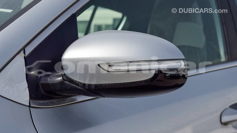 Big with watermark kia sportage dhufar import dubai 2627